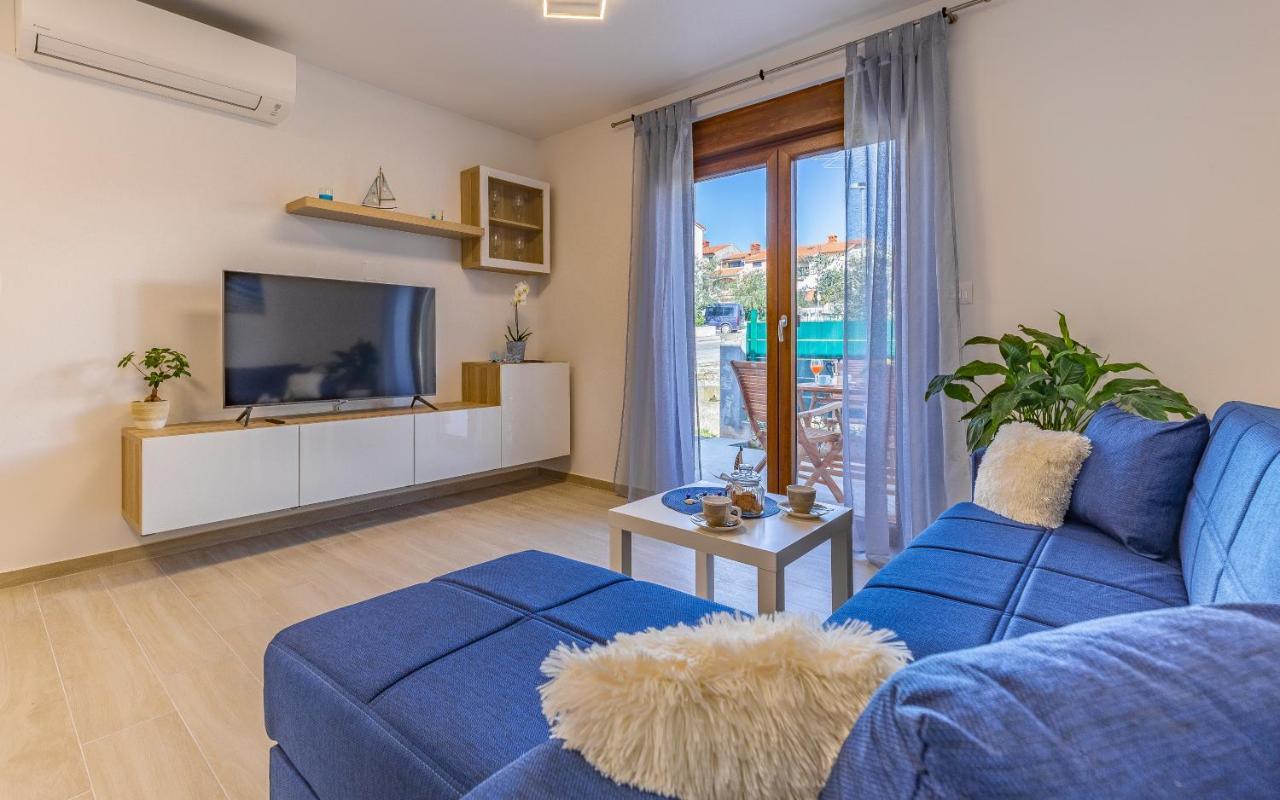 Apartment Blue Pula, New, Family Friendly, Comfortable, Free Parking And Wifi Exterior photo